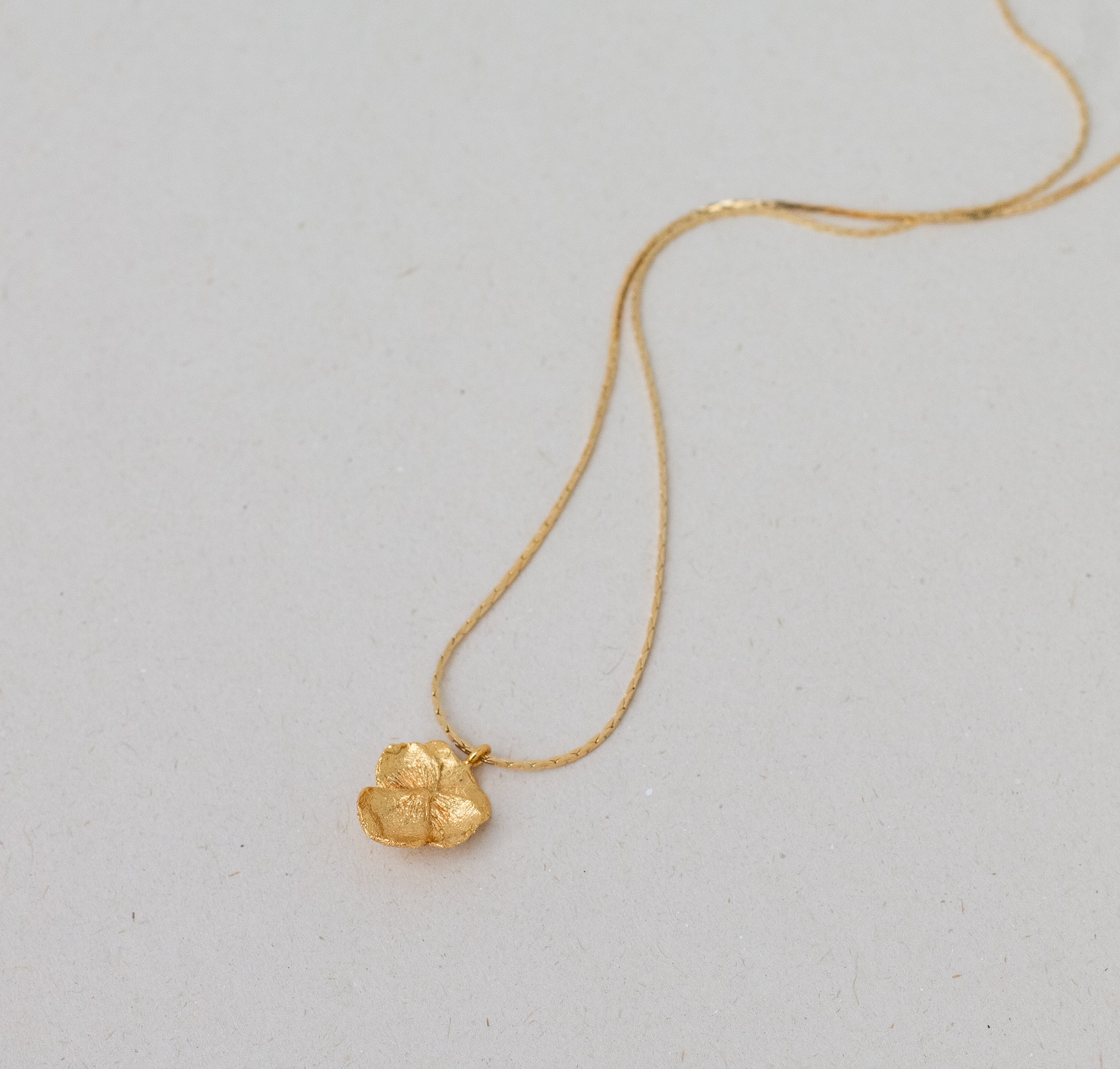 Collar Flor imperfecta