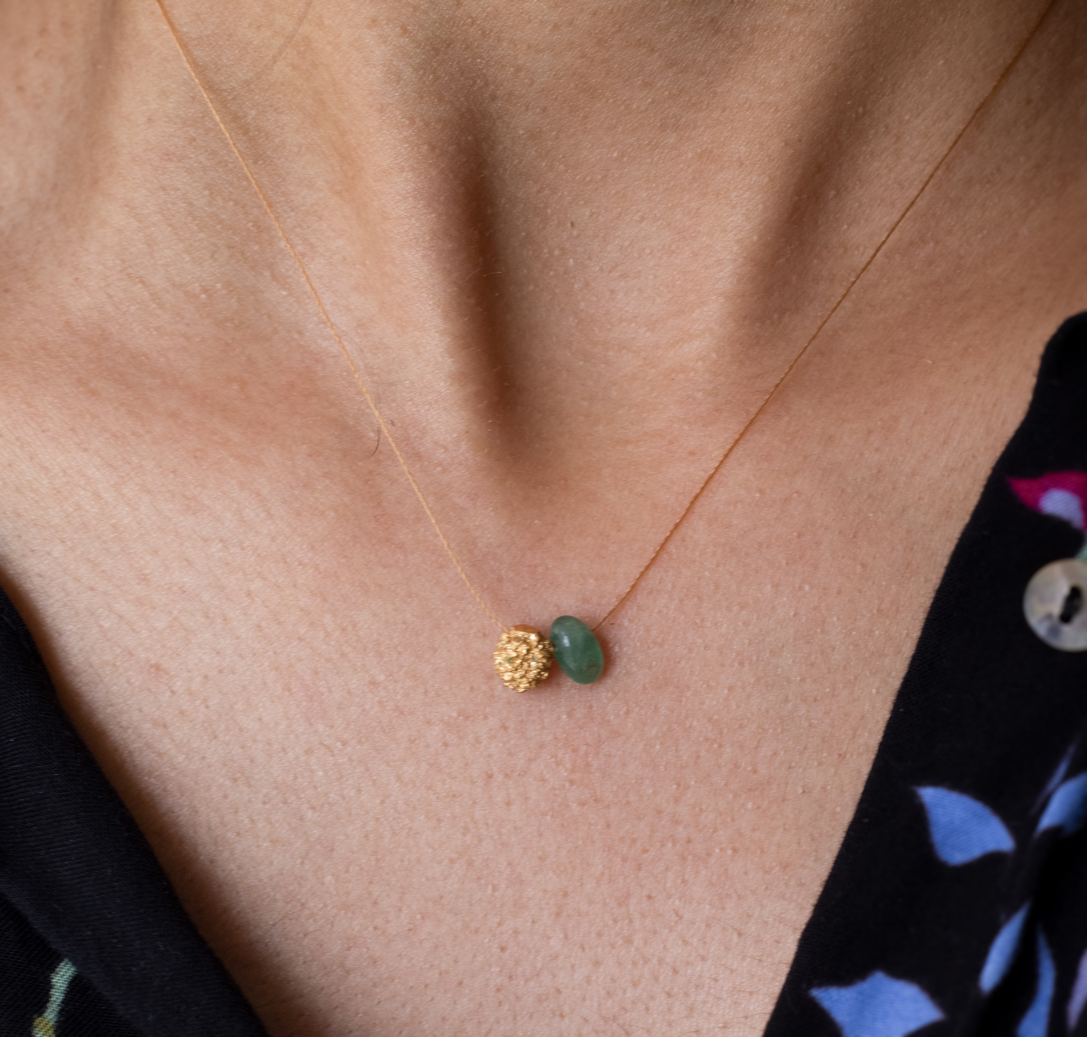 Collar semilla y piedra