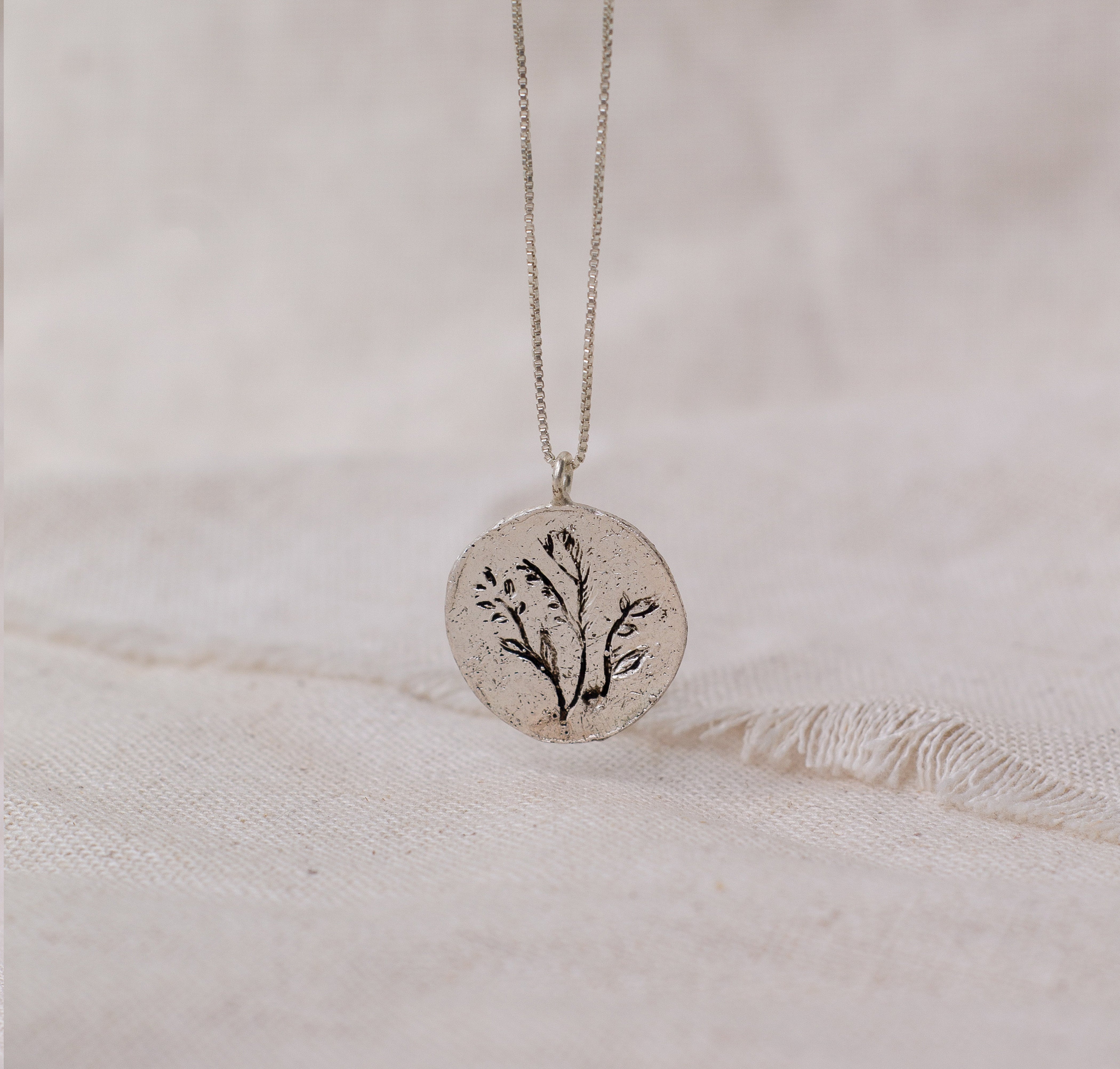 Collar moneda personalizada (Plata ley950)