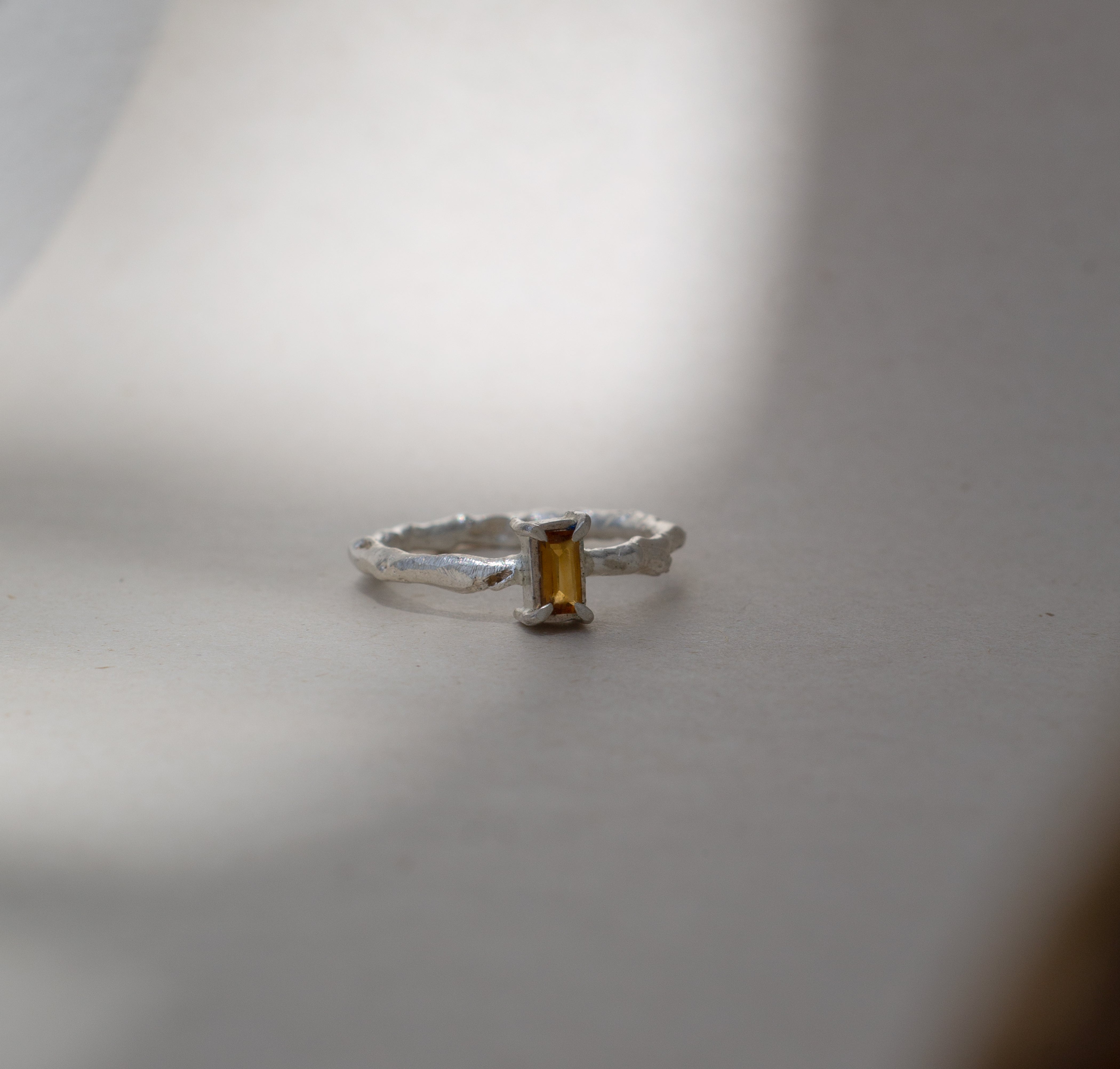Anillo piedra natural (Plata ley950)