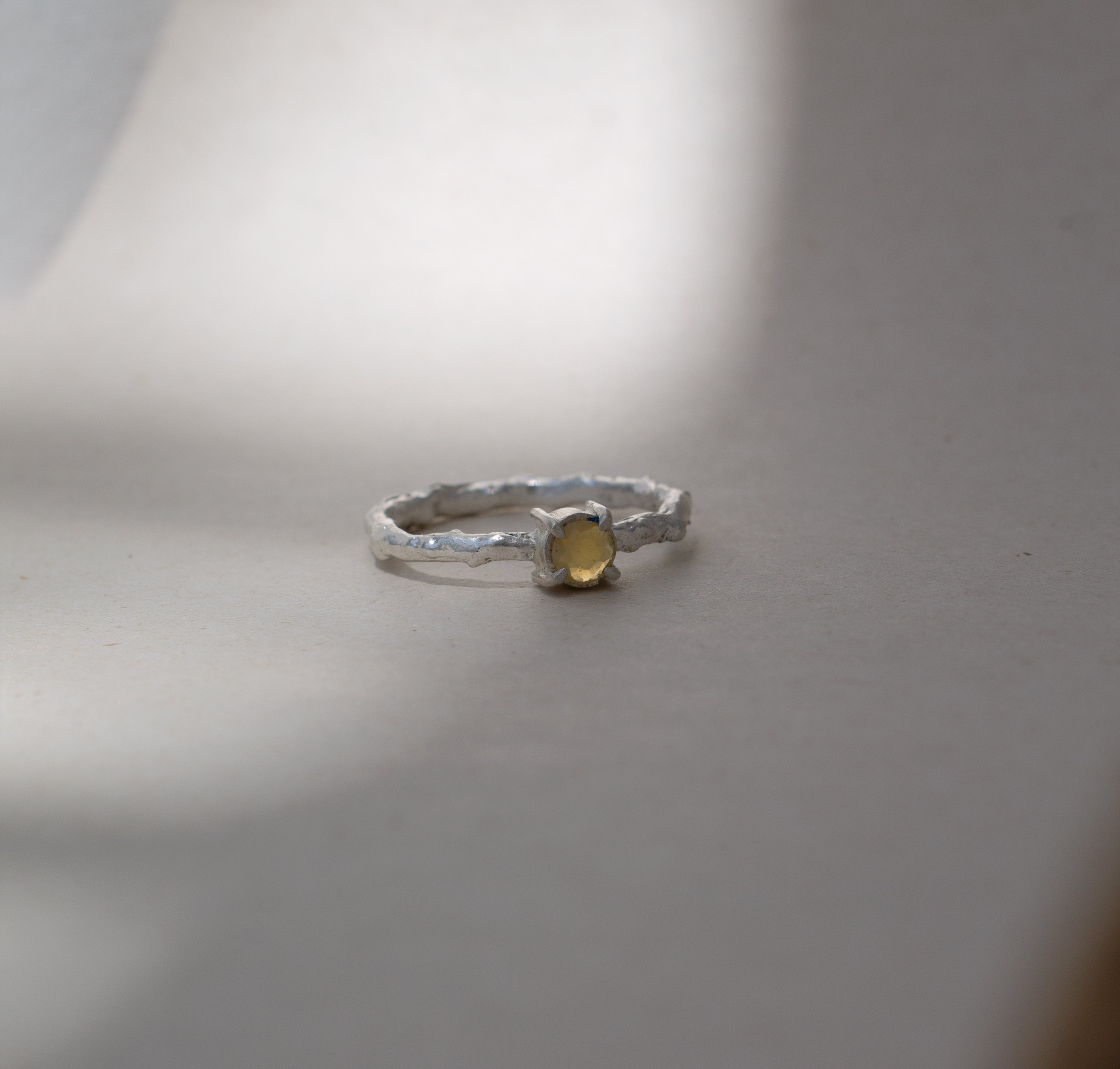 Anillo piedra natural (Plata ley950)