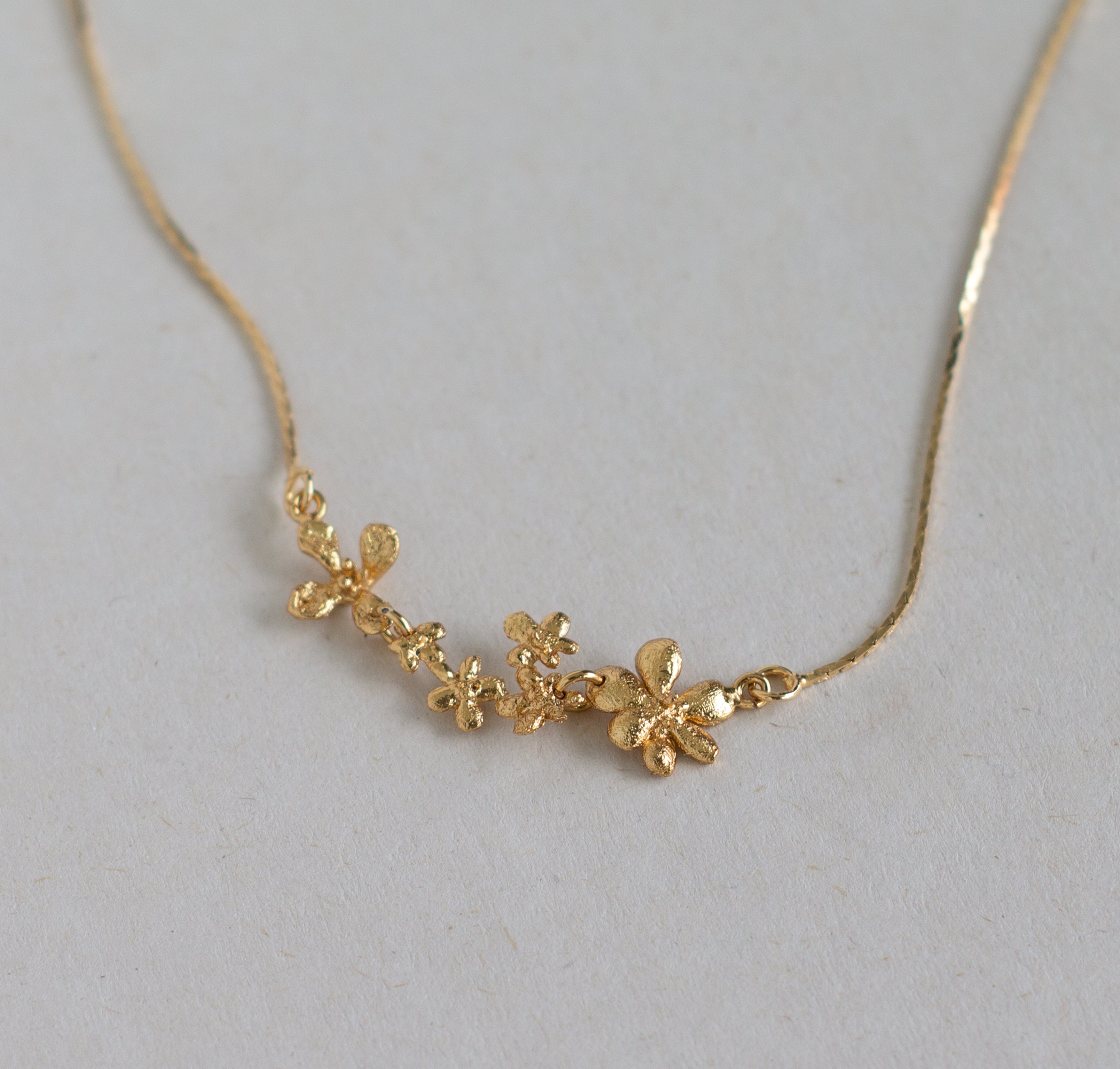 Collar Flores del campo