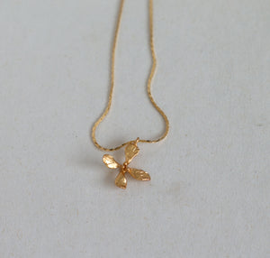 Collar Flor rábano